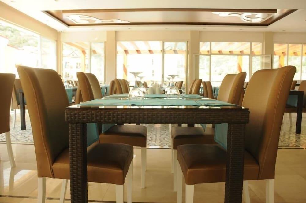 Marcan Resort Hotel 올루데니스 외부 사진